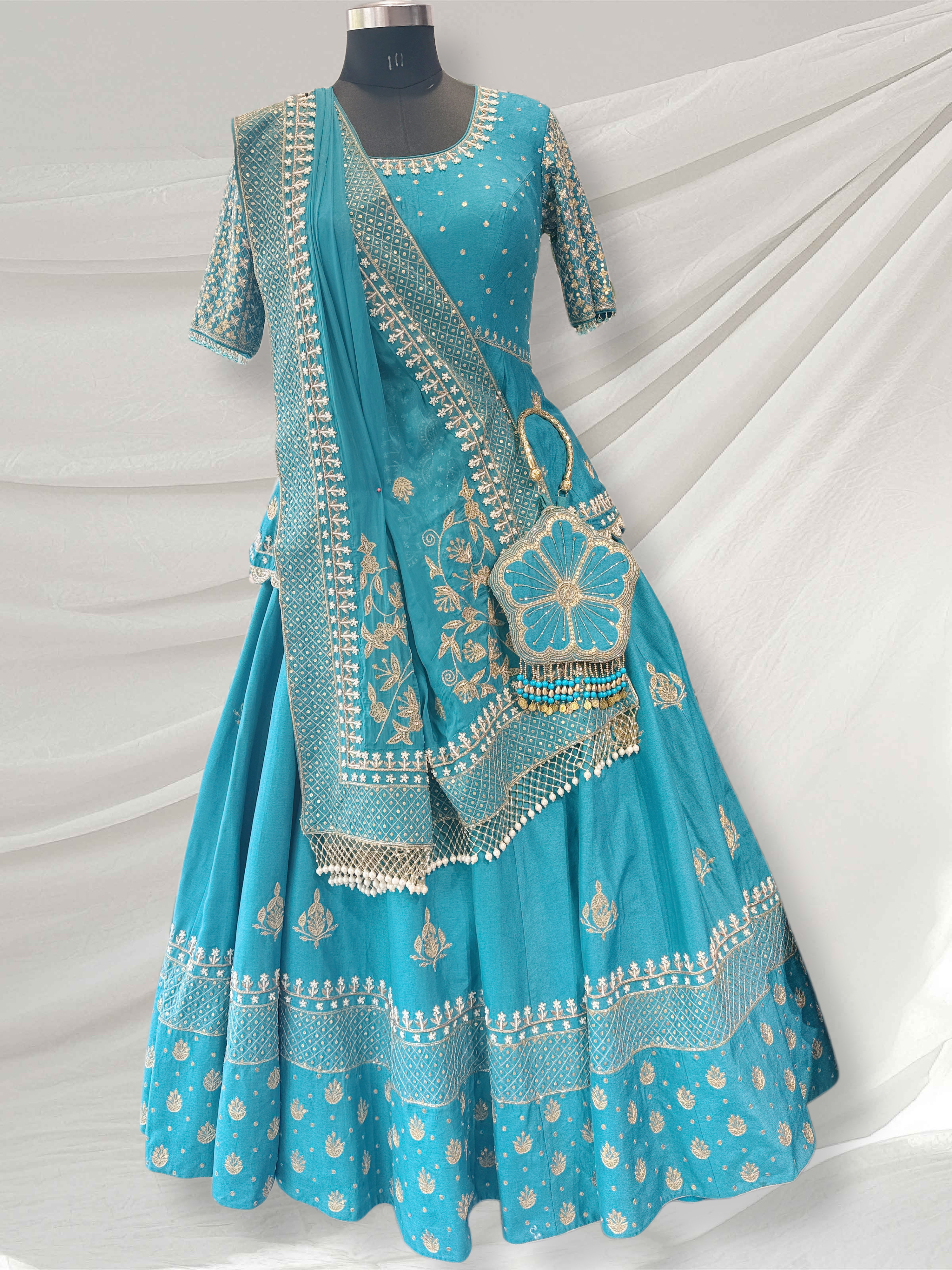 SEMI BRIDAL